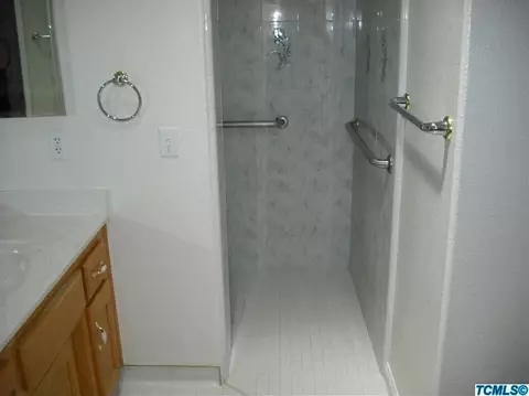 4024 W Iris Ave, Visalia, CA 93277 photo 22
