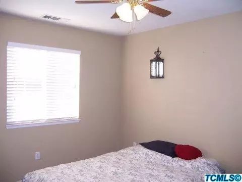849 N Lebec Ct, Visalia, CA 93292 photo 18