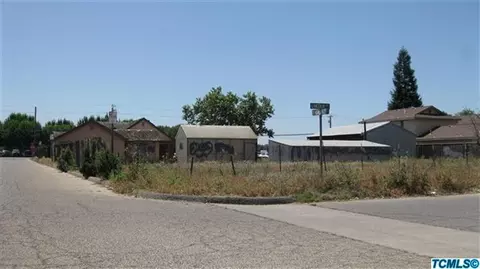 1290 E Dinuba Ave, Reedley, CA 93654 photo 3