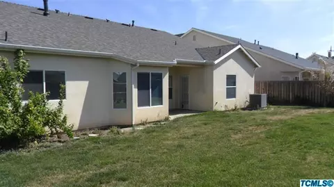 995 Prosperity Dr, Lemoore, CA 93245 photo 11