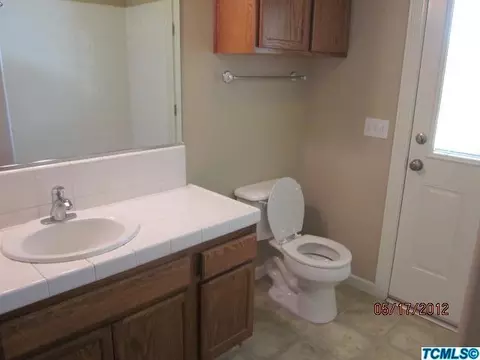 1175 E Richard Smith Ave, Tulare, CA 93274 photo 10
