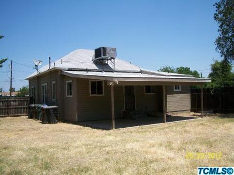 870 W Chestnut St, Exeter, CA 93221 photo 11