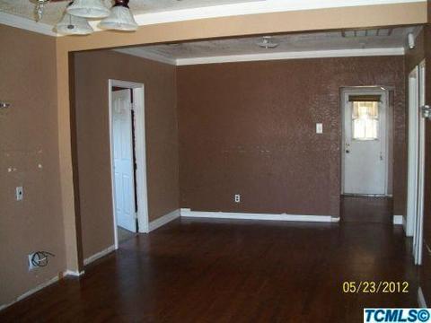 870 W Chestnut St, Exeter, CA 93221 photo 2