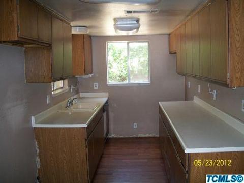 870 W Chestnut St, Exeter, CA 93221 photo 5