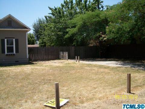 870 W Chestnut St, Exeter, CA 93221 photo 9