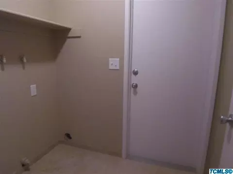 1382 E Birch Ave, Tulare, CA 93274 photo 11