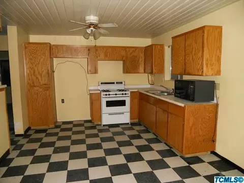 2172 E Alfred Ave, Exeter, CA 93221 photo 2