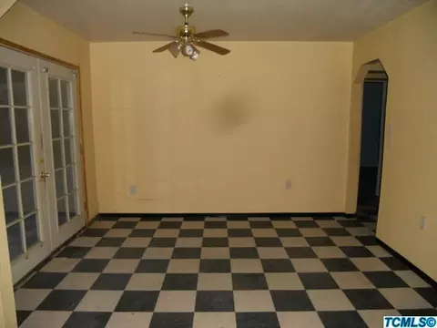 2172 E Alfred Ave, Exeter, CA 93221 photo 3
