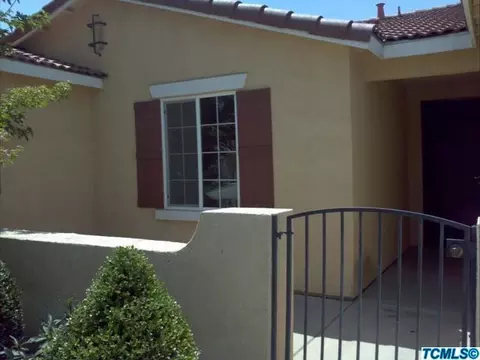 3747 E Vassar Ct, Visalia, CA 93292 photo 3