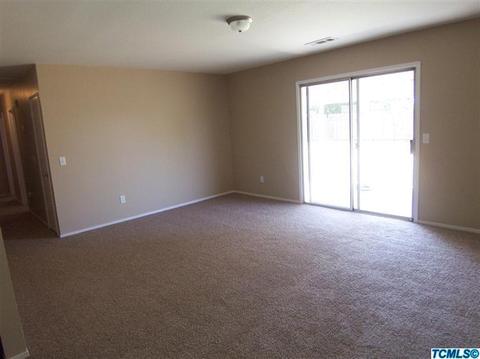 1457 E Levin Ave, Tulare, CA 93274 photo 5