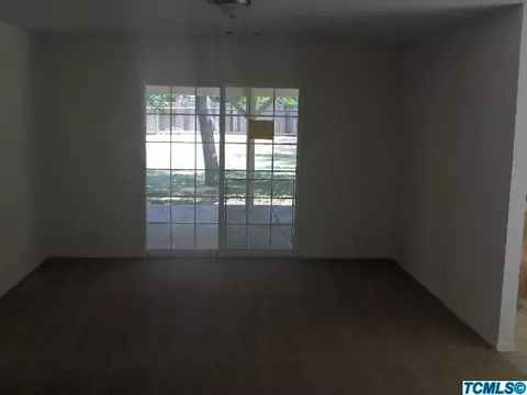 1433 Willow St, Exeter, CA 93221 photo 4