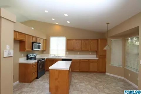 2731 Dennis Ave, Clovis, CA 93611 photo 6
