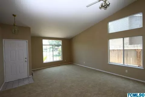 2731 Dennis Ave, Clovis, CA 93611 photo 3