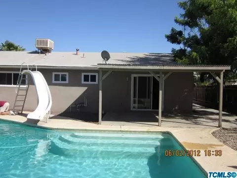 531 Nelson St, Exeter, CA 93221 photo 3