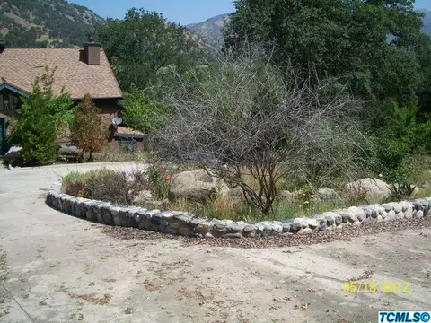 41293 Sierra Dr, Three Rivers, CA 93271 photo 5