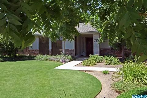 726 E Kip Patrick Dr, Reedley, CA 93654 photo 4