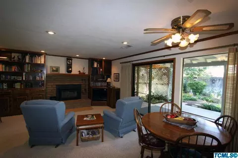 726 E Kip Patrick Dr, Reedley, CA 93654 photo 12