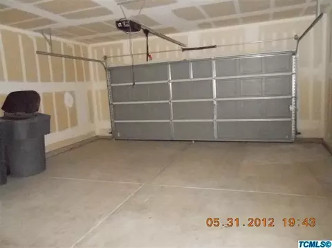 4221 E Cambridge Ave, Visalia, CA 93292 photo 13