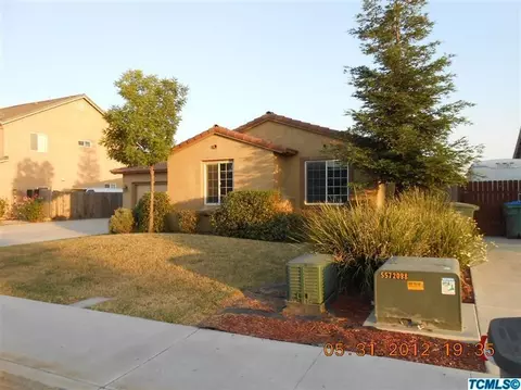 4221 E Cambridge Ave, Visalia, CA 93292 photo 2