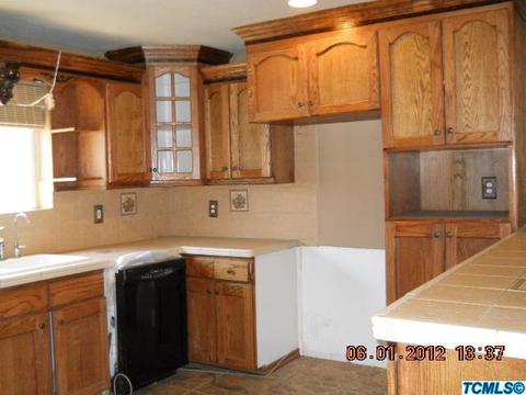 25791 Hypericum St, Visalia, CA 93292 photo 2