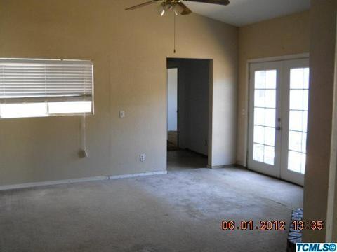 25791 Hypericum St, Visalia, CA 93292 photo 5