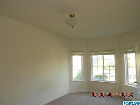 386 E Stanley Ave, Reedley, CA 93654 photo 5