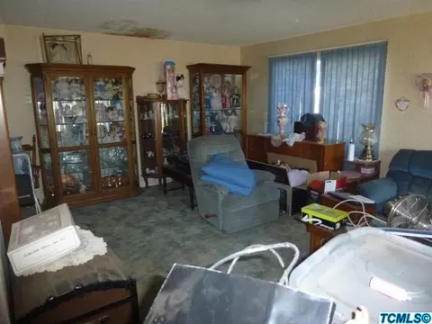 1765 E Kohn Ave, Tulare, CA 93274 photo 5