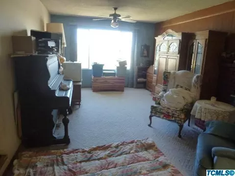 1765 E Kohn Ave, Tulare, CA 93274 photo 3