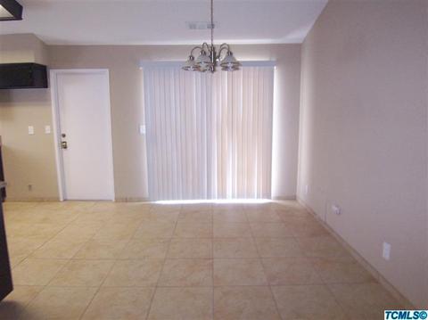 1362 E Cypress Ave, Tulare, CA 93274 photo 4