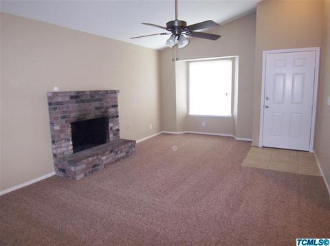 1362 E Cypress Ave, Tulare, CA 93274 photo 2