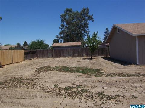 1362 E Cypress Ave, Tulare, CA 93274 photo 11