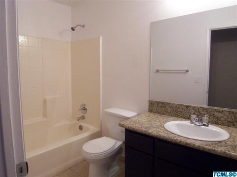 1362 E Cypress Ave, Tulare, CA 93274 photo 5