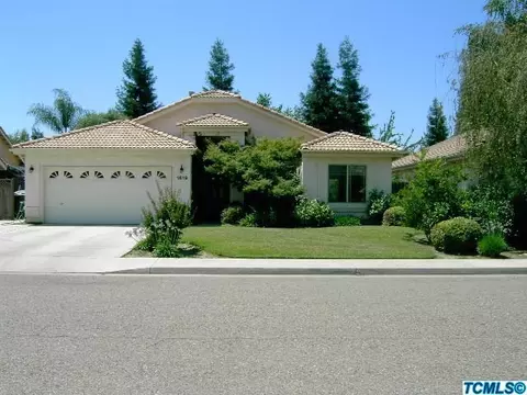 1619 E Parkview Ave, Visalia, CA 93292 photo 1