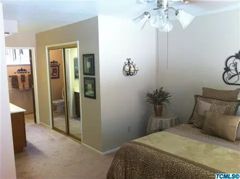 2430 E Tulare Ave, Visalia, CA 93292 photo 11