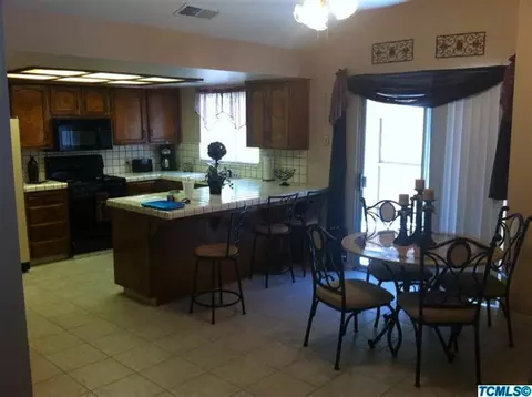 2430 E Tulare Ave, Visalia, CA 93292 photo 6
