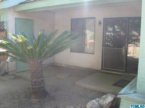 1722 E Babcock Ave, Visalia, CA 93292 photo 8