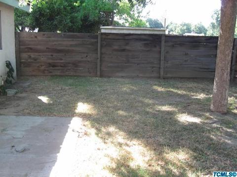 1722 E Babcock Ave, Visalia, CA 93292 photo 7