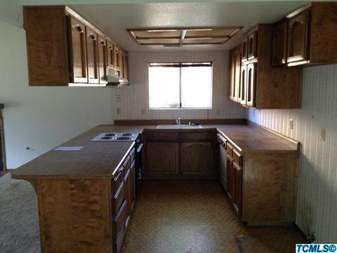 2040 E Harold Ave, Visalia, CA 93292 photo 3