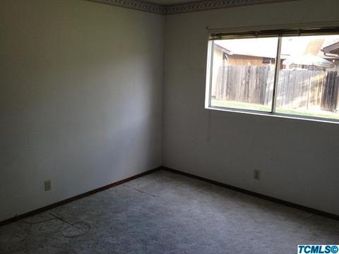 2040 E Harold Ave, Visalia, CA 93292 photo 5