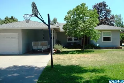 1615 E Academy Ave, Tulare, CA 93274 photo 1