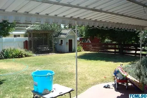 1615 E Academy Ave, Tulare, CA 93274 photo 10