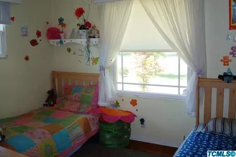 1615 E Academy Ave, Tulare, CA 93274 photo 8