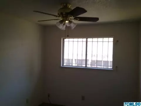 19431 Wallace Rd, Strathmore, CA 93267 photo 7