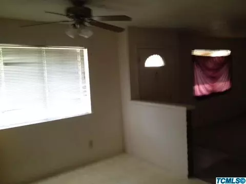 19431 Wallace Rd, Strathmore, CA 93267 photo 2
