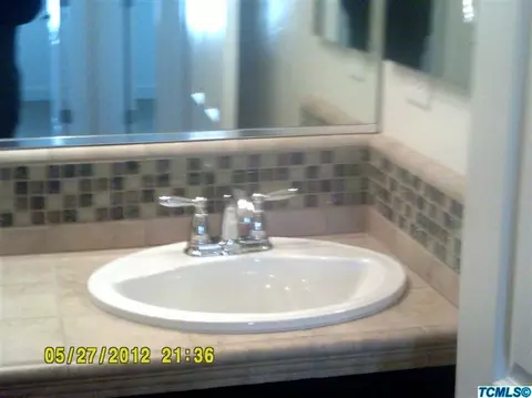3734 E Harter Ct SE, Visalia, CA 93292 photo 5