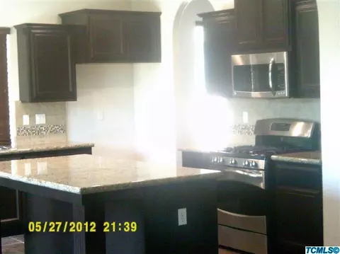 3734 E Harter Ct SE, Visalia, CA 93292 photo 8