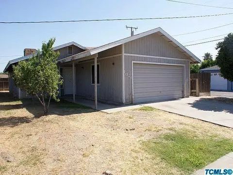 1024 Elm Ave, Tulare, CA 93274 photo 3