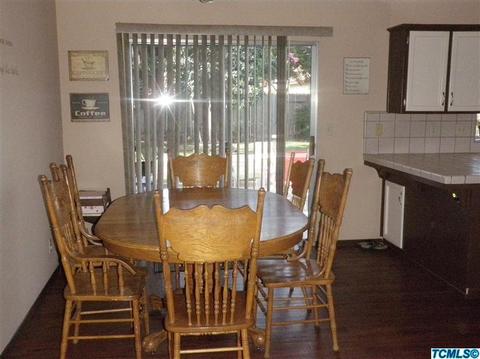 1623 E Prospect Ave, Visalia, CA 93292 photo 6