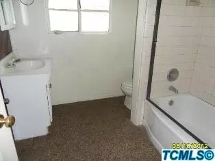 1005 E Laurel Ave, Visalia, CA 93292 photo 6