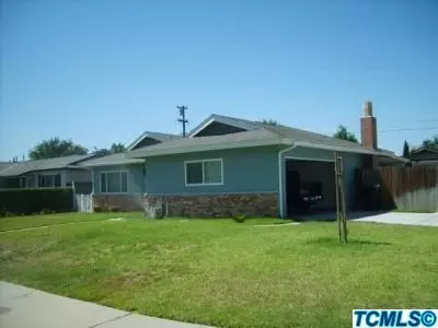 238 W Spruce Ave, Lemoore, CA 93245 photo 5